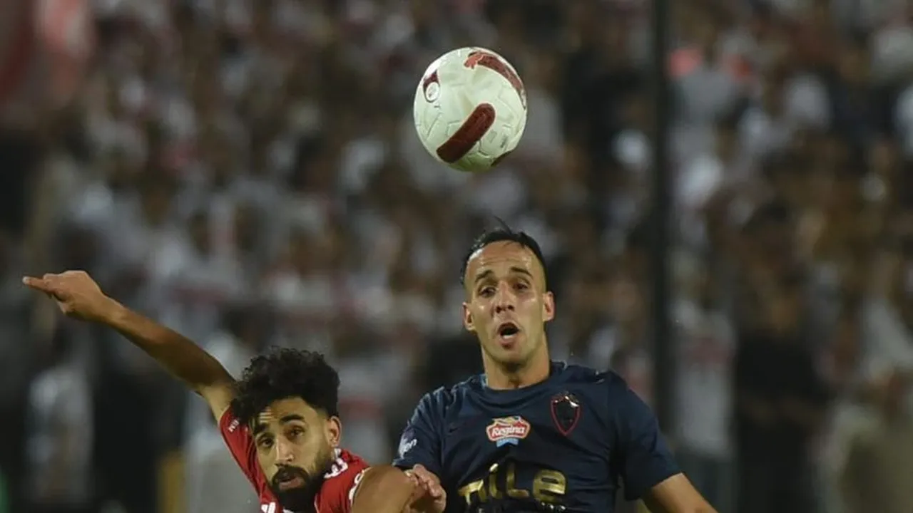 ماذا يحدث في قمة «مايو» بين الأهلي والزمالك؟.. الأحمر يفوز بالستة والأبيض يتوّج بالدوري